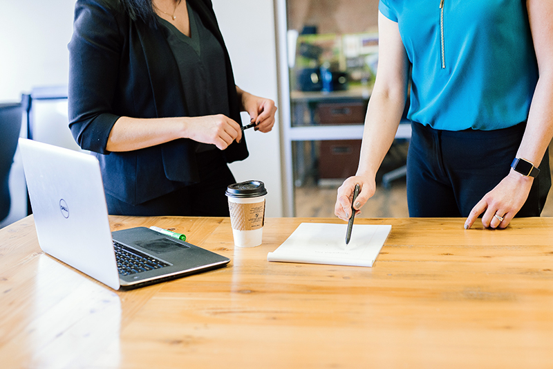 5 Experts Tips On How To Handle HOA Complaints In Your Community